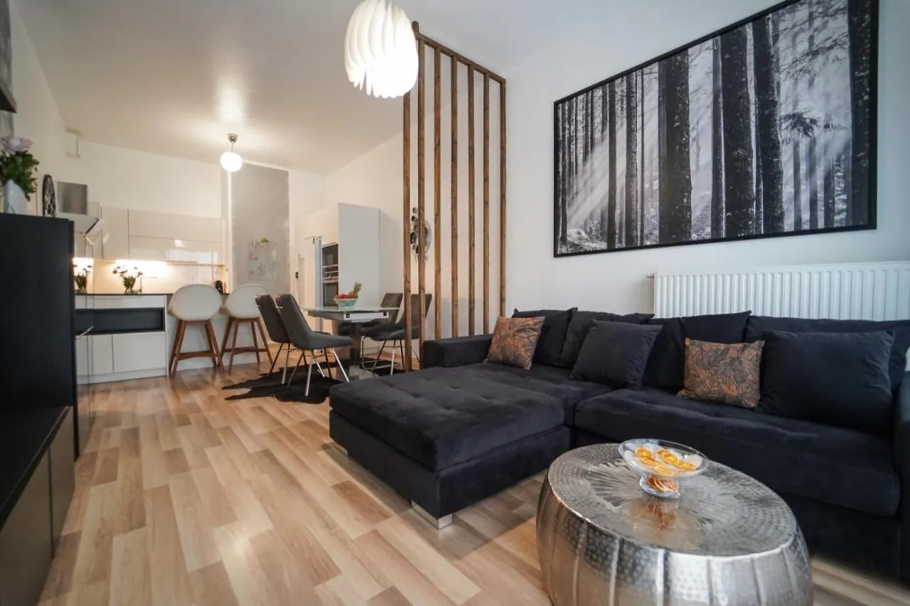 Gardenhill Vienna Apartment 0*,  Austria
